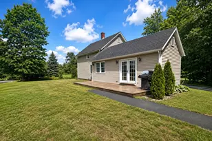 20 Cross St, Bernardston, MA 01337 - Photo 5