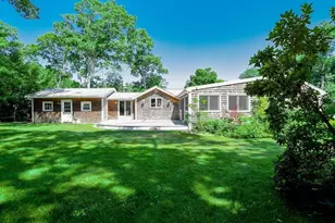 14 Crapo St, Marion, MA 02738 - Photo 5