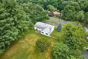 194 Pleasant St, East Longmeadow, MA 01028 - Photo 23