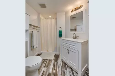 194 Pleasant St, East Longmeadow, MA 01028 - Photo 19