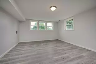 194 Pleasant St, East Longmeadow, MA 01028 - Photo 17