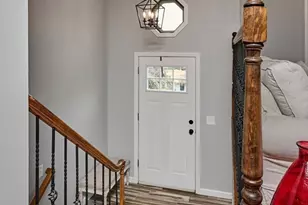 194 Pleasant St, East Longmeadow, MA 01028 - Photo 9