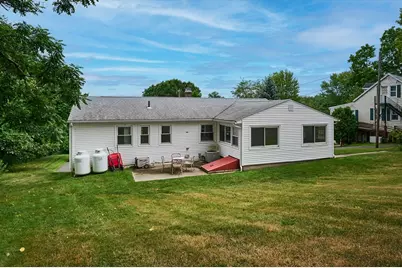 194 Pleasant St, East Longmeadow, MA 01028 - Photo 27