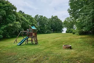 194 Pleasant St, East Longmeadow, MA 01028 - Photo 21