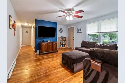 49 Newton Hts, Leominster, MA 01453 - Photo 5