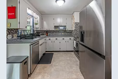 49 Newton Hts, Leominster, MA 01453 - Photo 13