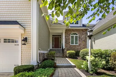 11 Crenshaw Ln #11, Andover, MA 01810 - Photo 3