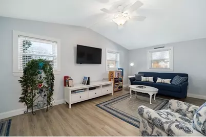 6 Cabo Dr #Winter, Gloucester, MA 01930 - Photo 9