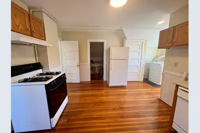 137 Whitwell St #3, Quincy, MA 02169 - Photo 1