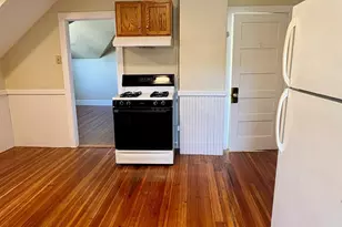 137 Whitwell St, Quincy, MA 02169 - Photo 3