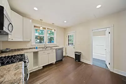 43 Hobart Square, Whitman, MA 02382 - Photo 3
