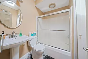 43 Hobart Square, Whitman, MA 02382 - Photo 7