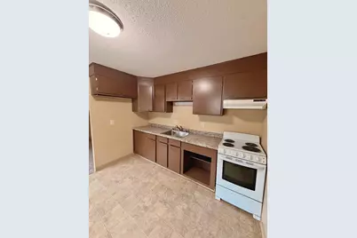4 Pell St #7, Ludlow, MA 01056 - Photo 7