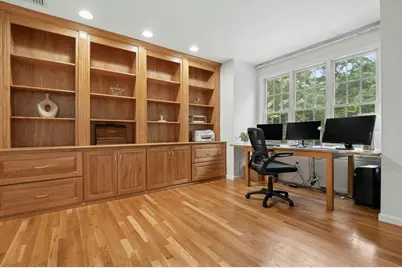 10 Burnett Road, Southborough, MA 01772 - Photo 19