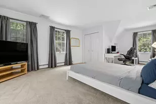 10 Burnett Rd, Southborough, MA 01772 - Photo 25