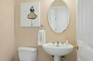 10 Burnett Rd, Southborough, MA 01772 - Photo 17