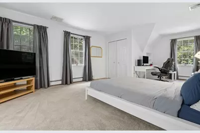 10 Burnett Road, Southborough, MA 01772 - Photo 25