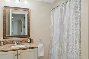 10 Burnett Rd, Southborough, MA 01772 - Photo 35