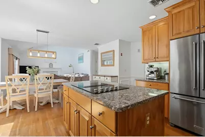 10 Burnett Road, Southborough, MA 01772 - Photo 13