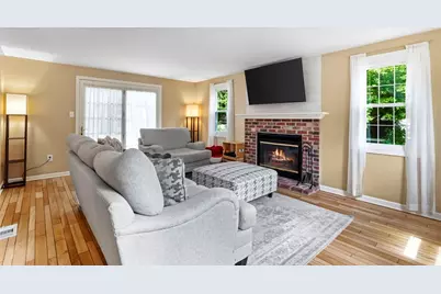5 Redwood St, Townsend, MA 01469 - Photo 11