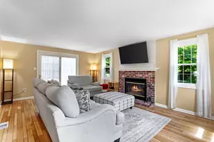 5 Redwood St, Townsend, MA 01469 - Photo 11