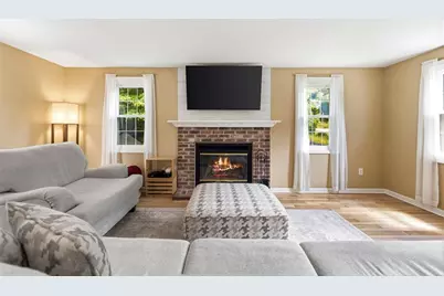 5 Redwood St, Townsend, MA 01469 - Photo 13