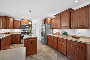 2 Leslie Ct, Rockland, MA 02370 - Photo 19