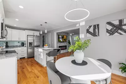 19 Green St, Berkley, MA 02779 - Photo 9