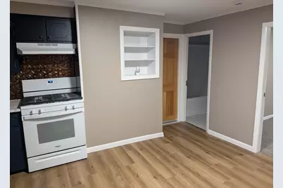 47 East Walnut St. #1, Taunton, MA 02780 - Photo 3