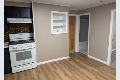 47 East Walnut St. #1, Taunton, MA 02780 - Photo 3
