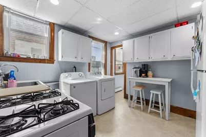 83 P St #3, Boston, MA 02127 - Photo 5