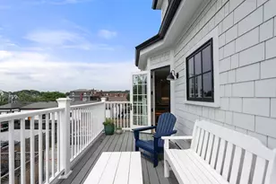 8 Sycamore St, Somerville, MA 02143 - Photo 17