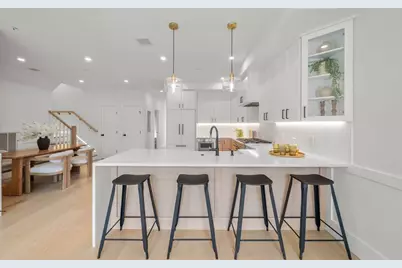136 West 8th #3, Boston, MA 02127 - Photo 3
