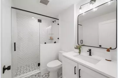 136 West 8th #3, Boston, MA 02127 - Photo 19