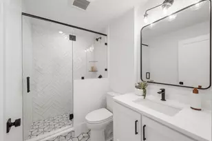 136 West 8th, Boston, MA 02127 - Photo 19