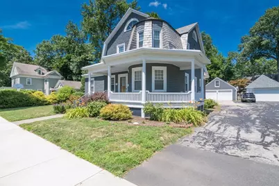20 Woodlawn Pl, Longmeadow, MA 01106 - Photo 3