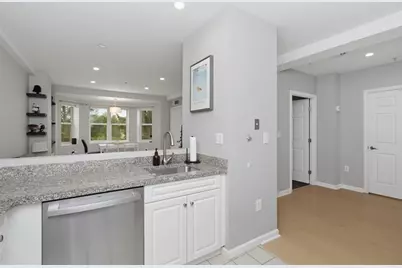 1 Cityview Ln #211, Quincy, MA 02169 - Photo 3