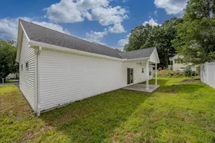 109 Navy Yard Rd, Dracut, MA 01826 - Photo 13