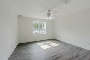 109 Navy Yard Rd, Dracut, MA 01826 - Photo 9