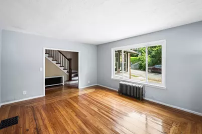 10 Nutting St, Fitchburg, MA 01420 - Photo 7