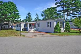 12 King Dr, Wareham, MA 02576 - Photo 1