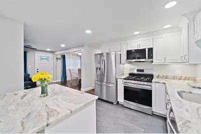 136 Pond Street, Rockland, MA 02370 - Photo 7