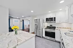 136 Pond St, Rockland, MA 02370 - Photo 7
