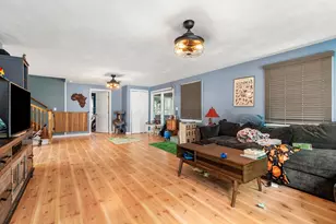 8 Windsor Ln, Gloucester, MA 01930 - Photo 3