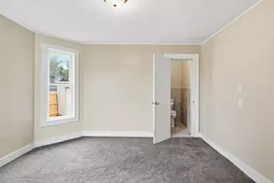 52 Lebanon St, Springfield, MA 01109 - Photo 9