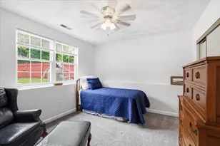105 Joyce Dr, Plymouth, MA 02360 - Photo 17