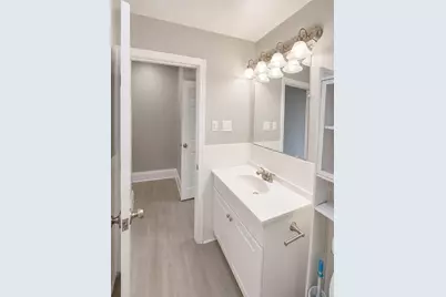 1049 Pleasant St #4, New Bedford, MA 02740 - Photo 15