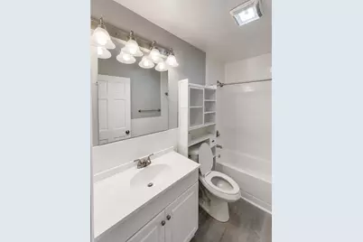 1049 Pleasant St #4, New Bedford, MA 02740 - Photo 13