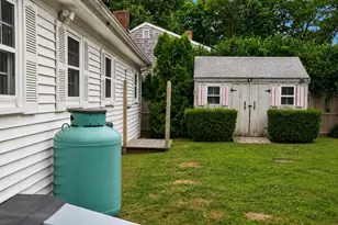 25 Deepwood Dr, Falmouth, MA 02536 - Photo 15