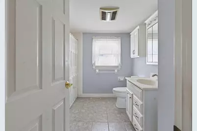 25 Deepwood Dr, Falmouth, MA 02536 - Photo 9